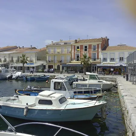 Frühstückspension Chambres D'hotes La Maison Sur Le Port 2*