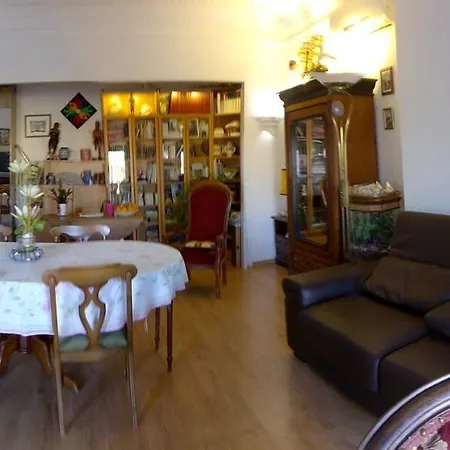 Couette-café Chambres D'hotes La Maison Sur Le Port Mèze