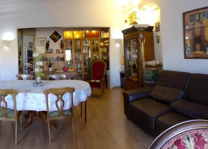 Couette-café Chambres D'hotes La Maison Sur Le Port Mèze